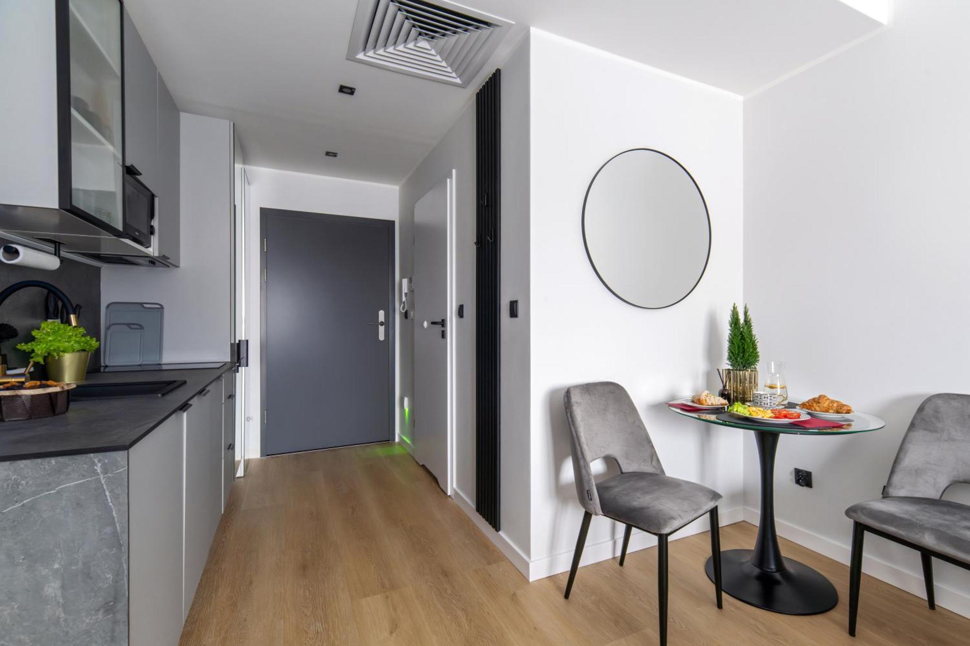 Апартаменти Cityview Plac Wolnosci 6 In The Center Of Old Town *